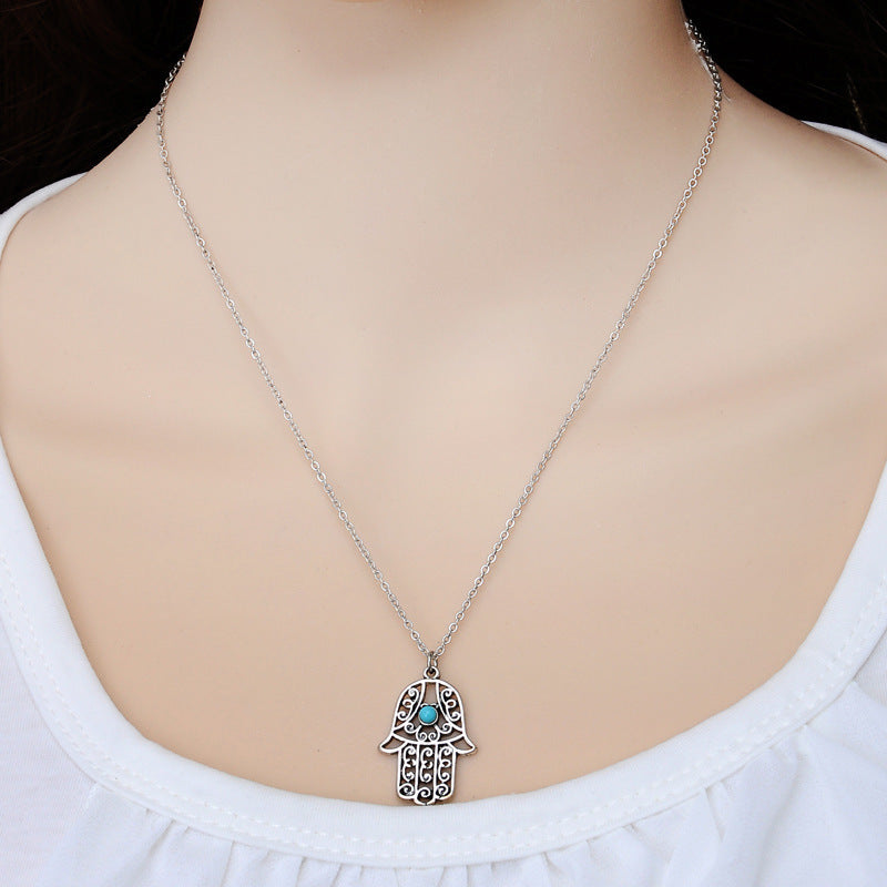 Fatima palm necklace