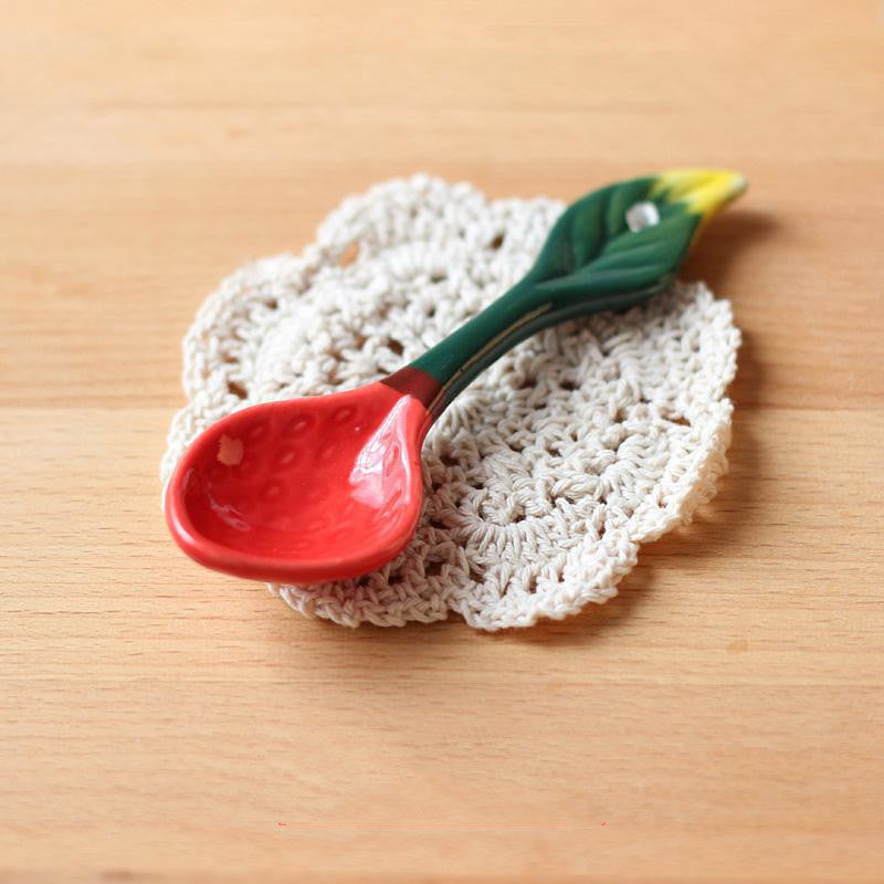 Creative Children's Healthy Underglaze Color Animal Pattern Spoon