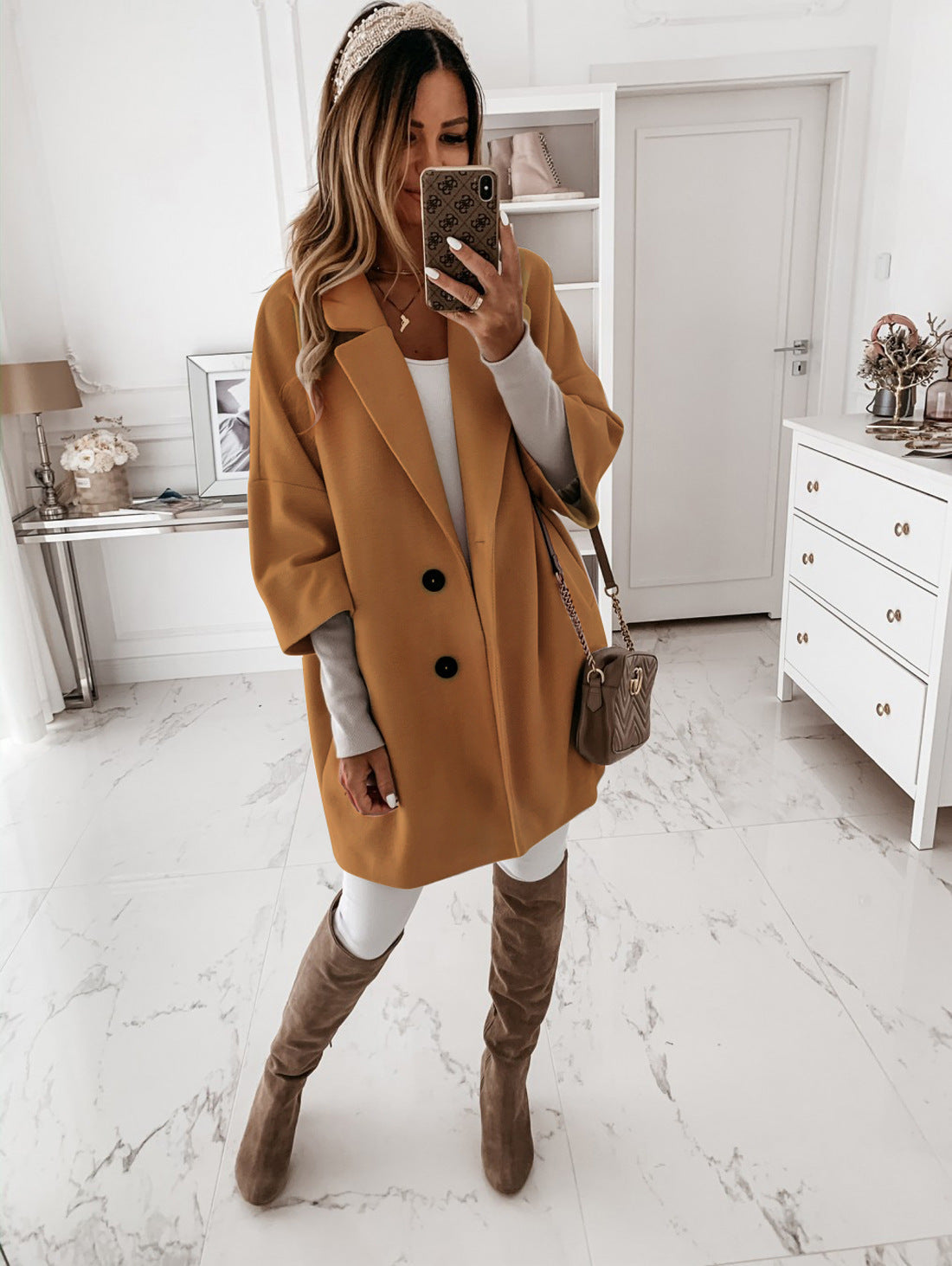 Wolljacke mit 3 oder 4 Ärmeln, Revers und Knopftasche