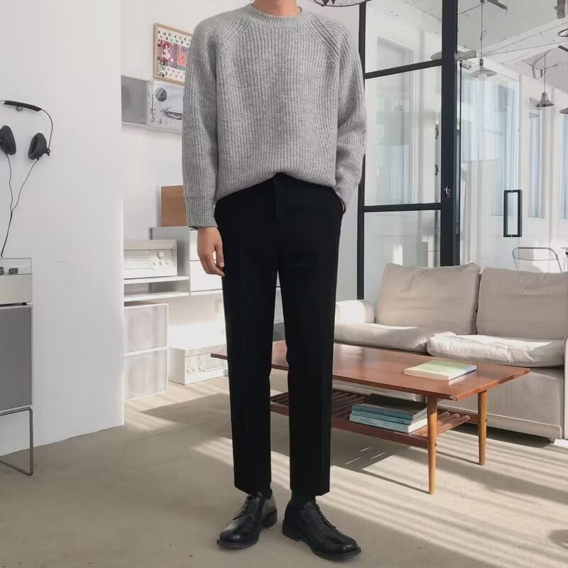 Pullover für Herren im Retro-Stil mit Rundhalsausschnitt und vertikalem Muster
