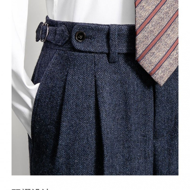 Slim-Fit-Hose aus Tweed-Wolle mit Fischgrätenmuster