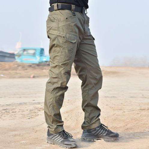 Taktische Outdoorhose mit mehreren Beinen