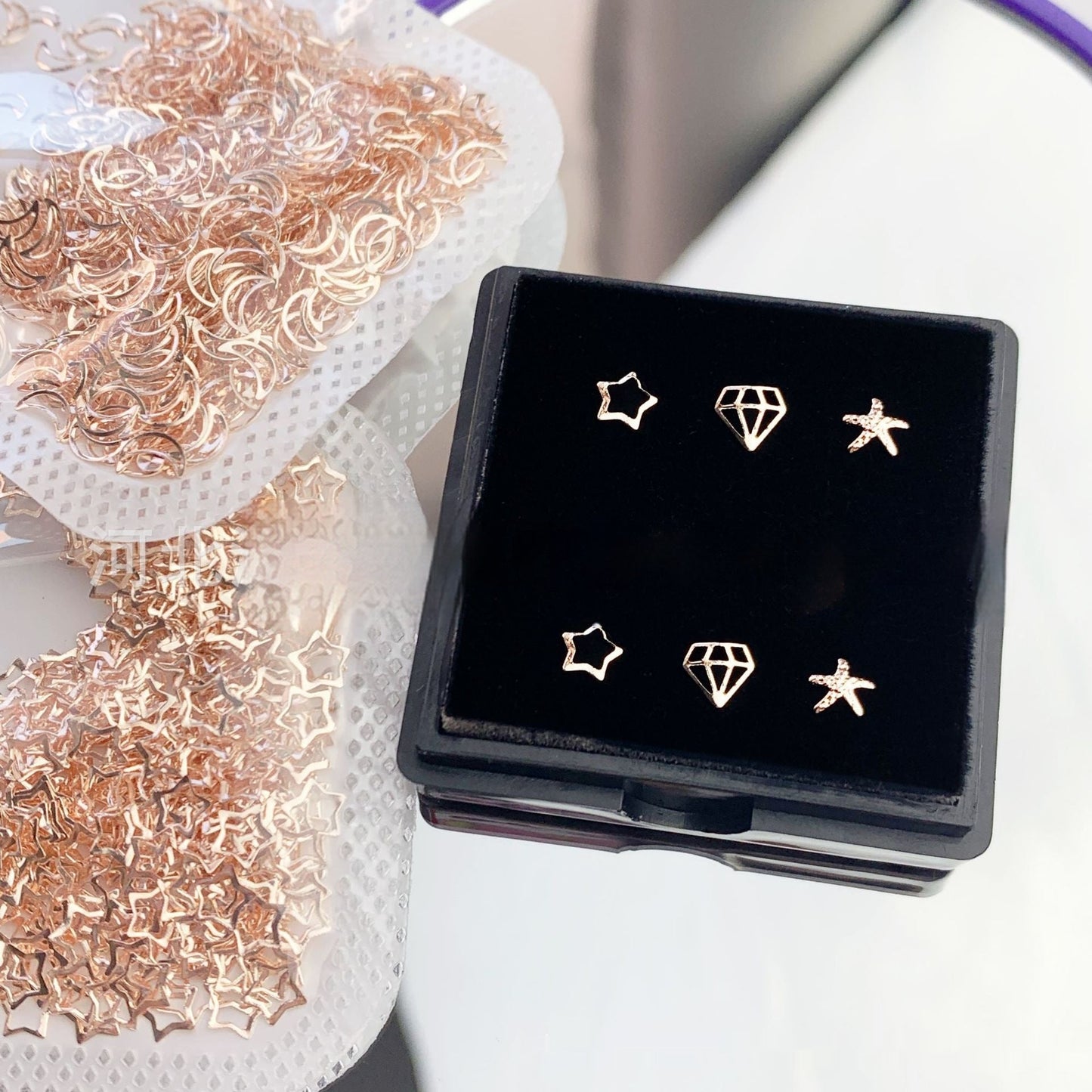 Außenhandel Produkte Rose Gold Metall Ultra-dünne Zahn-dekoration Strass 3 PCsbox Metall Hohl Scheibe Zähne