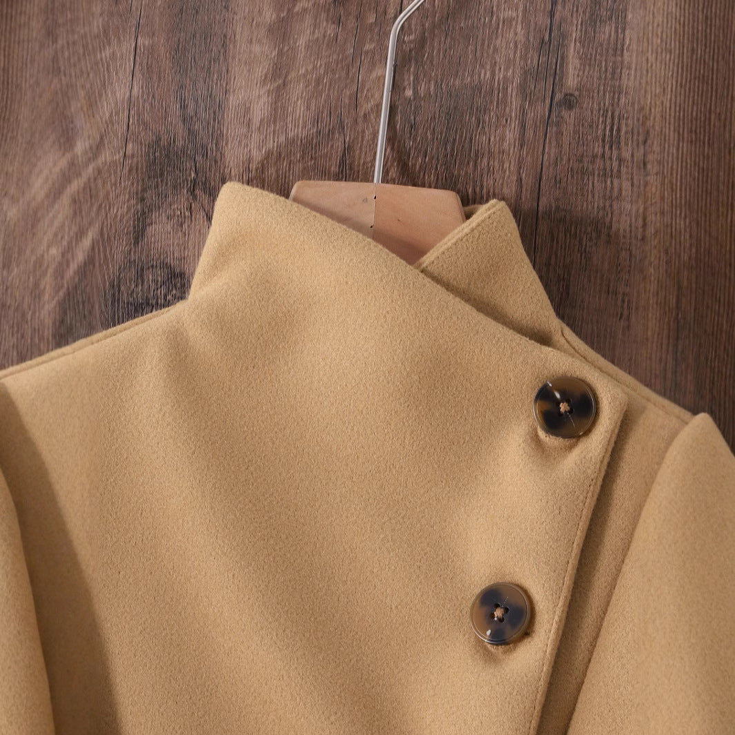 Damen Strickjacke mit Revers und Schleife zum Schnüren