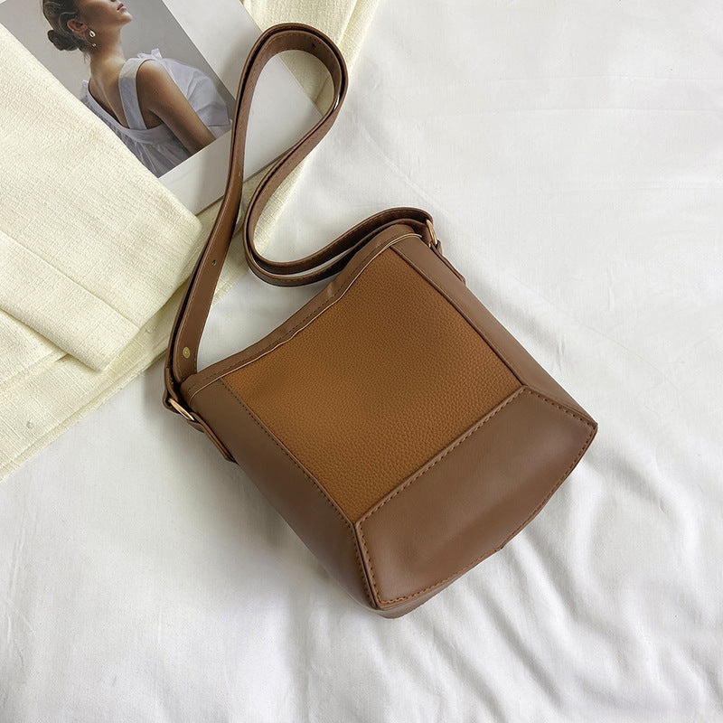 Schlichte One-Shoulder Cross Body Bucket Bag