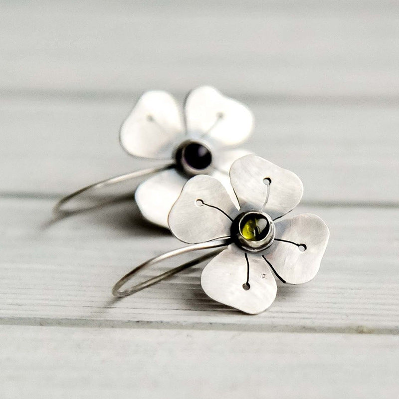 Kreative handgefertigte Blumenohrringe für Damen