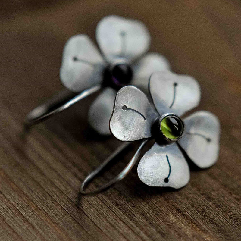 Kreative handgefertigte Blumenohrringe für Damen