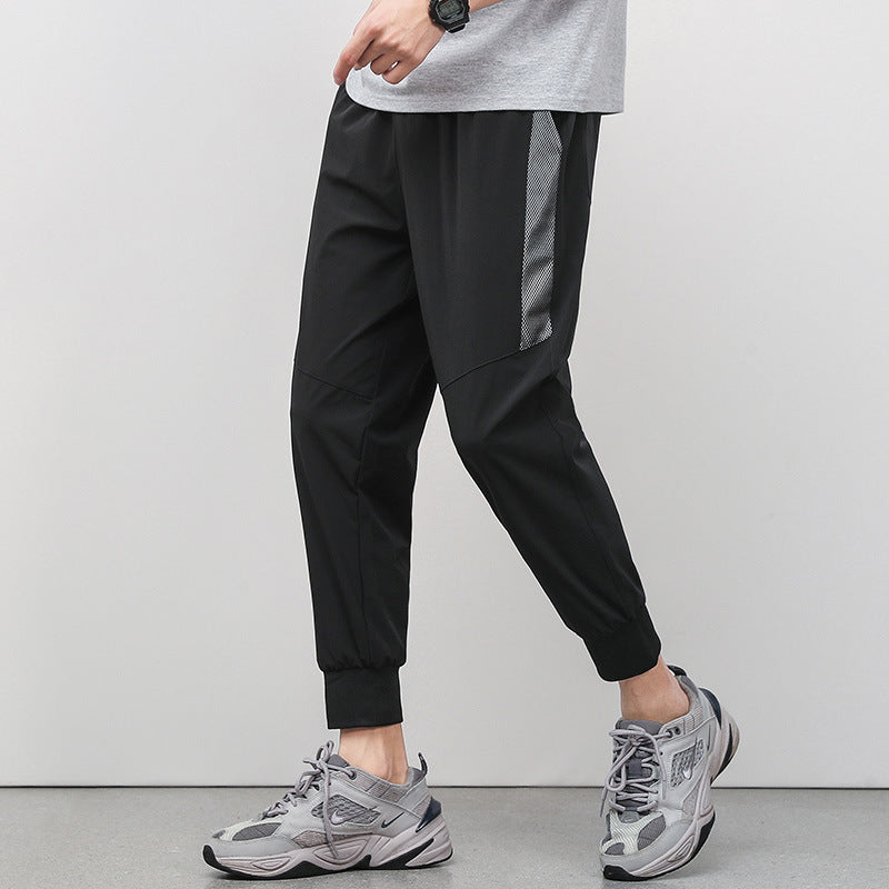 Gekürzte, dünne, lässige Hose mit Kordelzug
