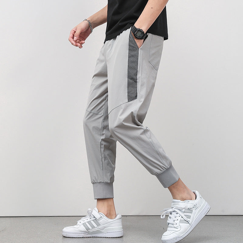Gekürzte, dünne, lässige Hose mit Kordelzug