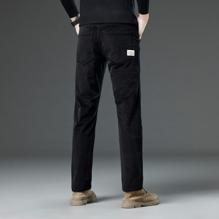 Neue gerade Cordhose mit schmaler Passform, passend zu allen