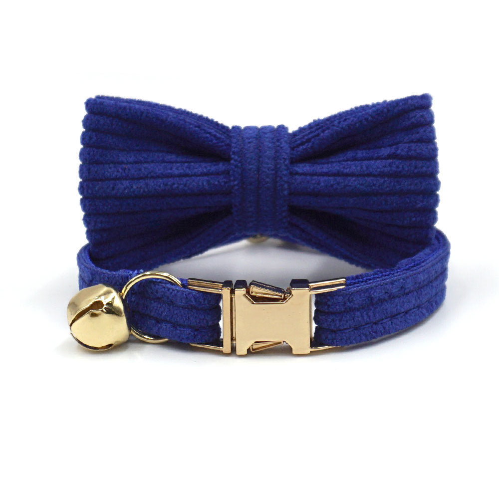 Hübsches Katzenhalsband aus Cord mit Katzenschleife