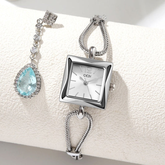 Hochwertige, einfache kleine quadratische Platte Legierung Armband Uhr im antiken Stil