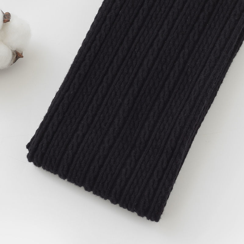 Schlankmachende Leggings aus gestricktem Leinen mit reinem Farbmuster