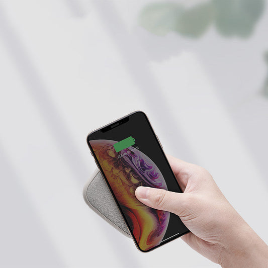 Kabellose Powerbank 10000 mAh, ultradünne, tragbare Mini-Powerbank