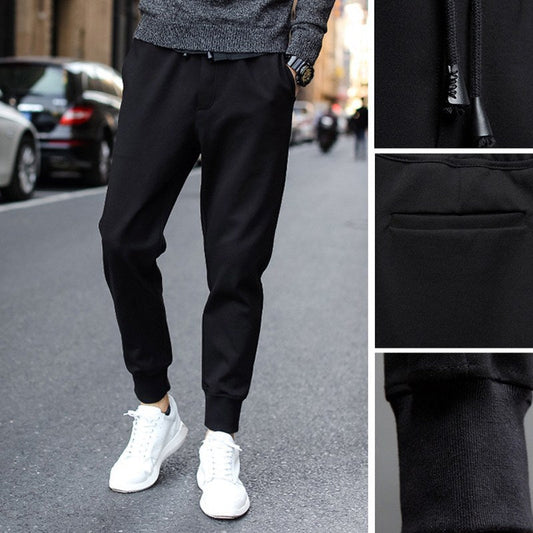 Lässige, schmale Jogginghose für Herren im Sommer