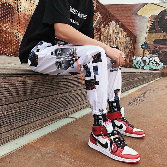 Neue Cropped Pants für die Sommer-Hip-Hop-Instagram-Kampagne