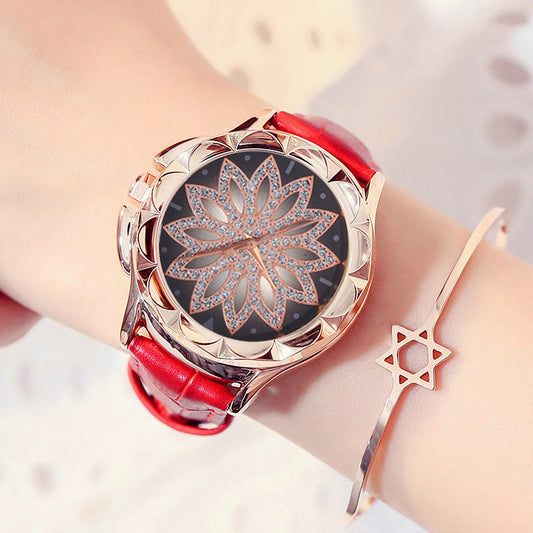 LUXURIÖSE LEDERARMBANDUHR MIT DREHBAREM ZIFFERBLATT
