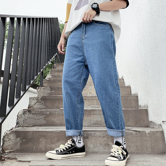 Lockere, gerade geschnittene Hose