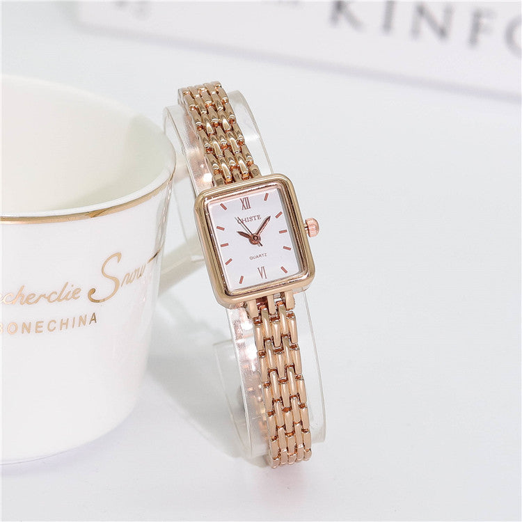 Kleine und exquisite Armbanduhr für Damen