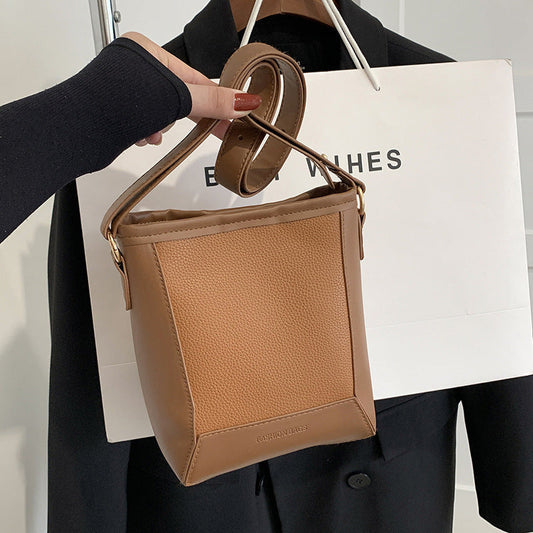 Schlichte One-Shoulder Cross Body Bucket Bag