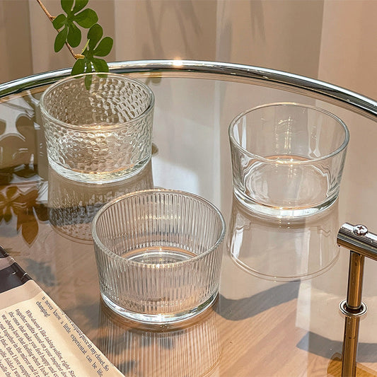 Runde Schüssel aus gehämmertem Glas für den Haushalt