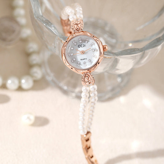 Nischen-Kreative und leicht luxuriöse Armbanduhr mit Perlenarmband für Damen