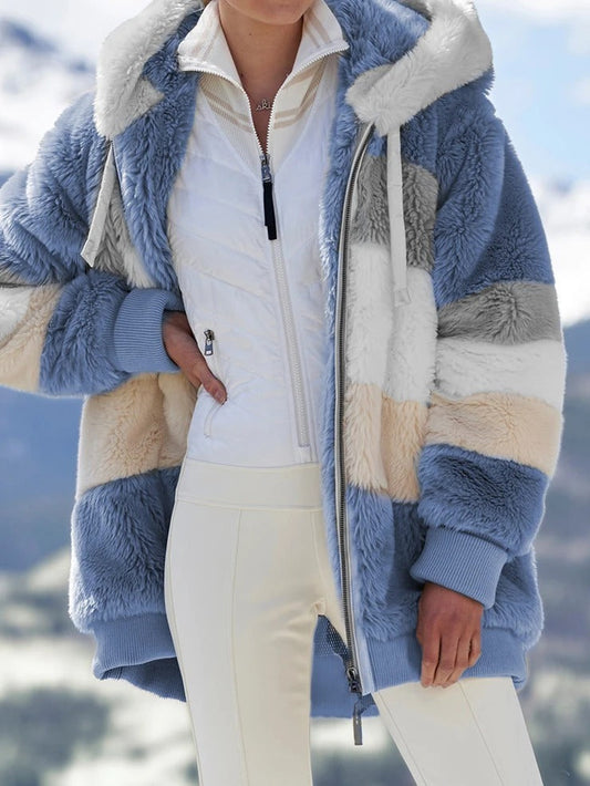 Lockere, mehrfarbige Plüschjacke mit Kapuze für Damen