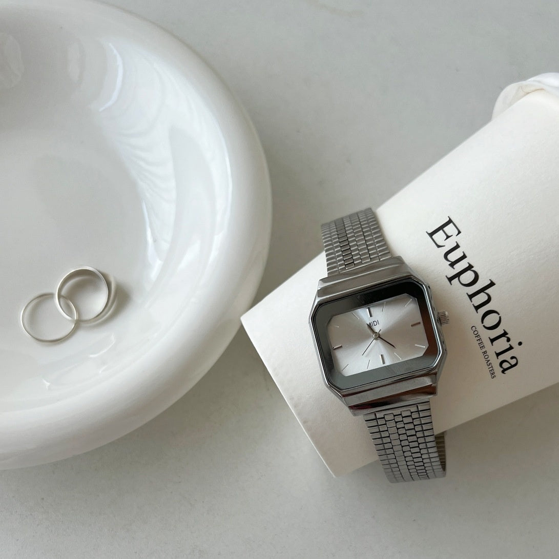 Leichte Luxus-Uhr im kalten Stil, hochwertige quadratische Uhr mit großem Zifferblatt für Damen