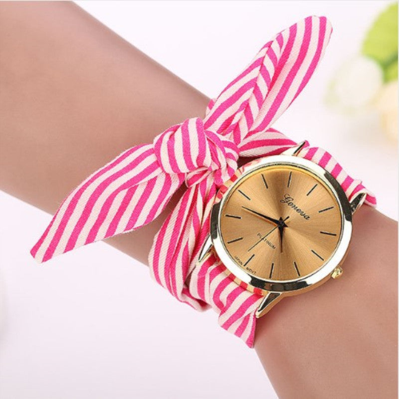 Trendy Fashion Persönlichkeit ohne Schnalle Hand Krawatte Blumenarmbanduhr