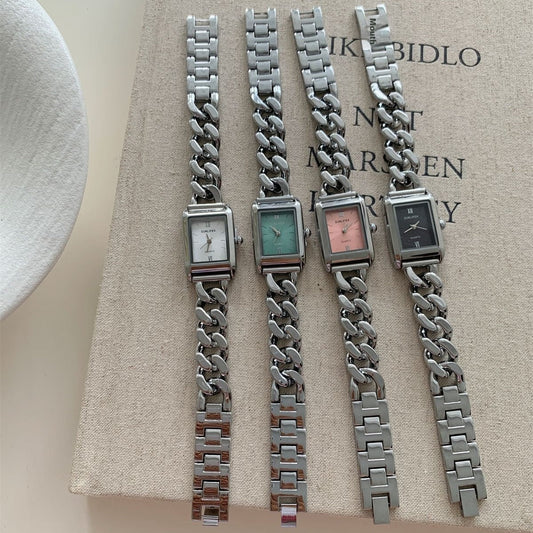 Klassische einfache Design Kette Uhr weibliche