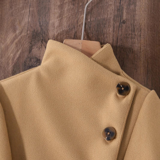 Damen Strickjacke mit Revers und Schleife zum Schnüren