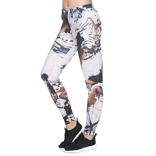 Verkürzte Hose mit Tintenfiguren-Print