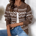 Strickjacke mit Revers und Reißverschluss aus Jacquardgewebe