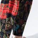 Neun Hosen im chinesischen Stil mit kleinen Fußlaternen