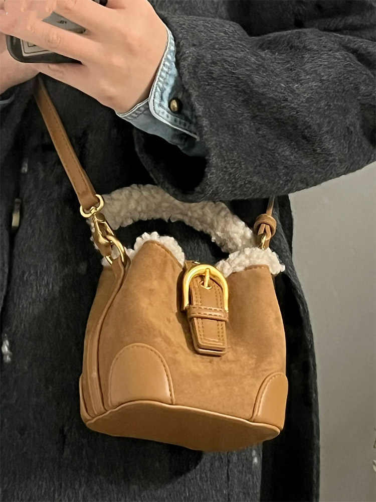 Herbst und Winter Mini-Beuteltasche aus Lammwolle