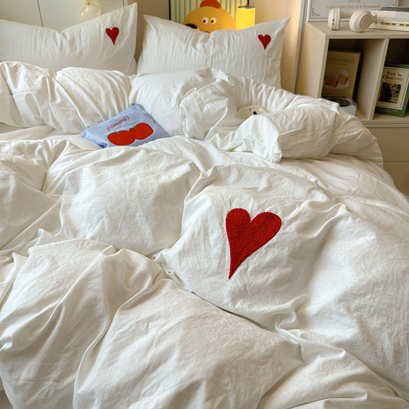 Weicher, klebriger, hautfreundlicher, gewaschener Baumwoll-Love-Handtuch-Stickerei-Drei- oder Vierteiler