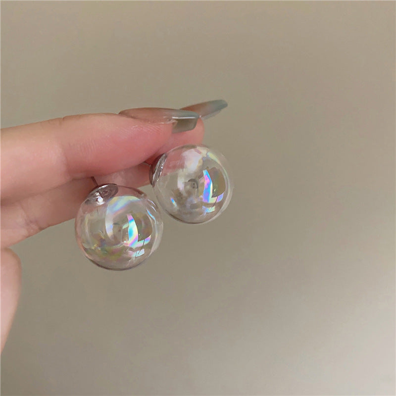Bunte, runde, transparente Ohrstecker aus Glas