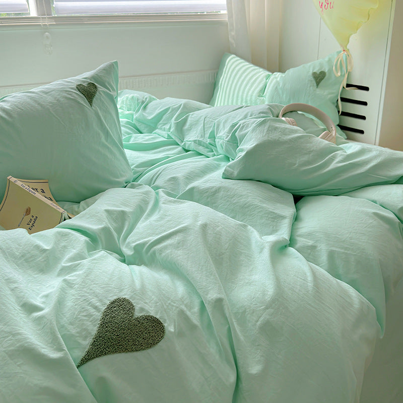 Weicher, klebriger, hautfreundlicher, gewaschener Baumwoll-Love-Handtuch-Stickerei-Drei- oder Vierteiler