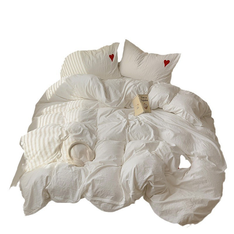 Weicher, klebriger, hautfreundlicher, gewaschener Baumwoll-Love-Handtuch-Stickerei-Drei- oder Vierteiler