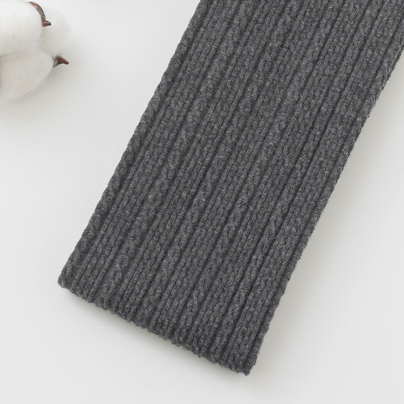 Schlankmachende Leggings aus gestricktem Leinen mit reinem Farbmuster