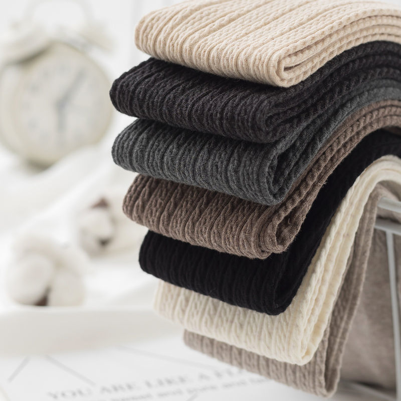 Schlankmachende Leggings aus gestricktem Leinen mit reinem Farbmuster