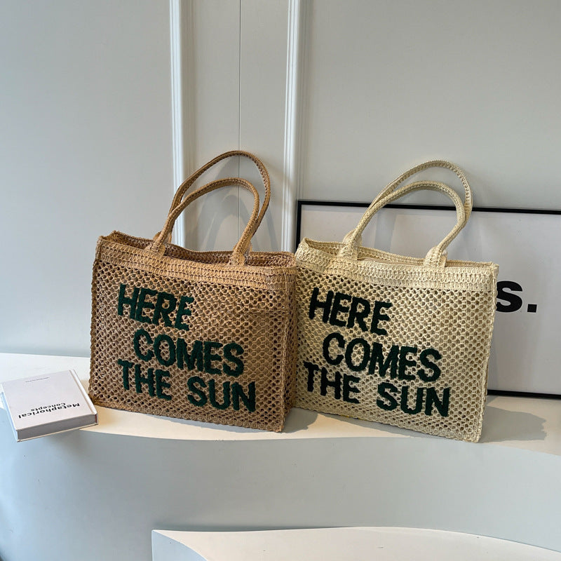 Schultertasche mit gewebtem Hohlmuster