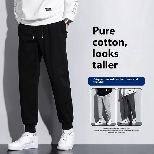 Gerade schwarze, lockere, lässige Strick-Sporthose
