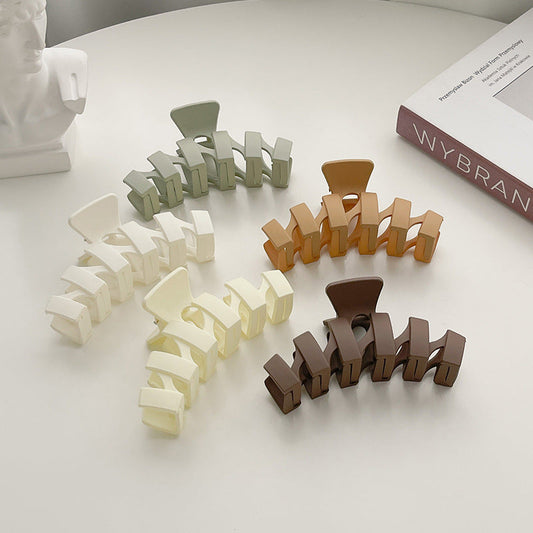 Große, mattierte Haarspange Simplicity Grip für Damen