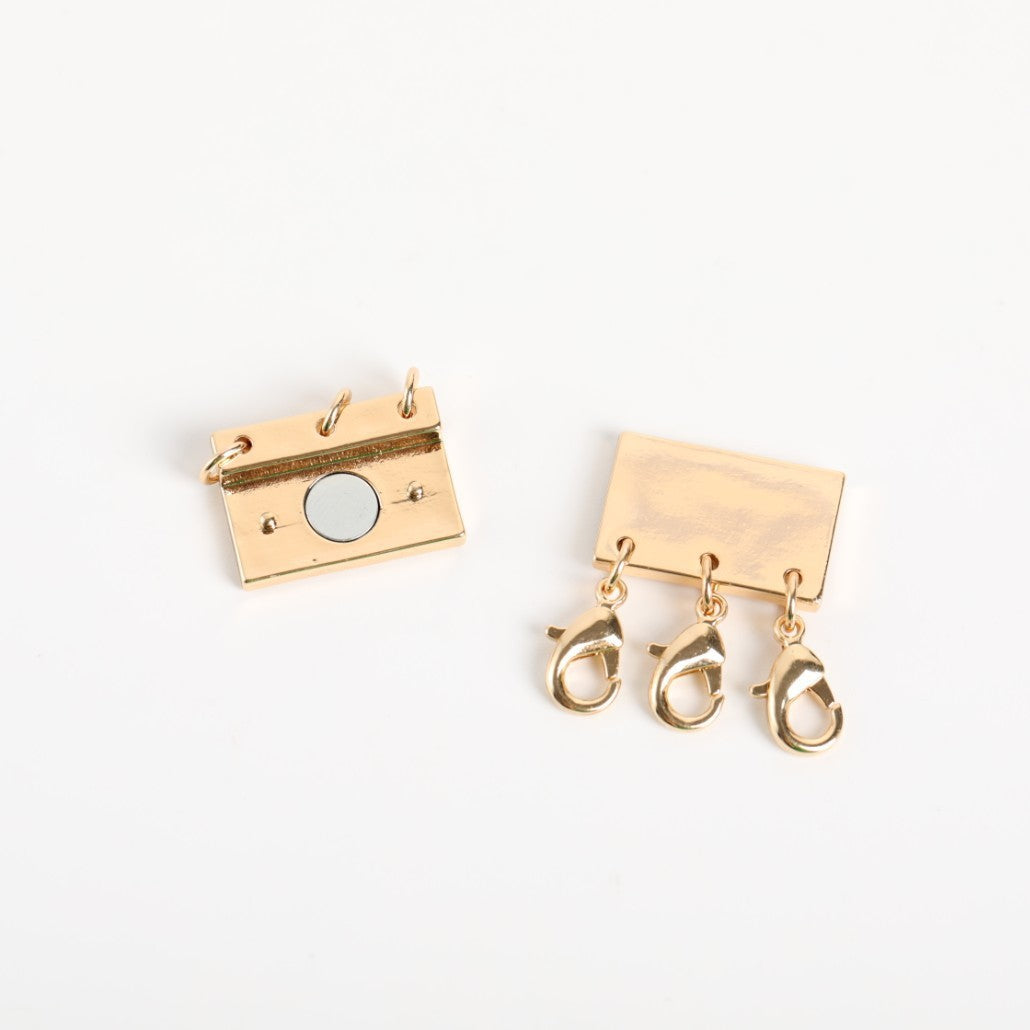 Layered Magnetic Necklace Buckle Twin Multi-layer Buckle