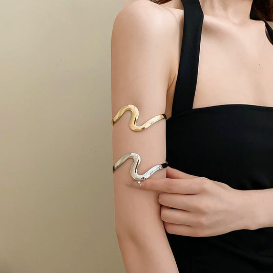 Welle Metall Offene Enden Minimalistischen Design Gedreht Armband Kalten Wind