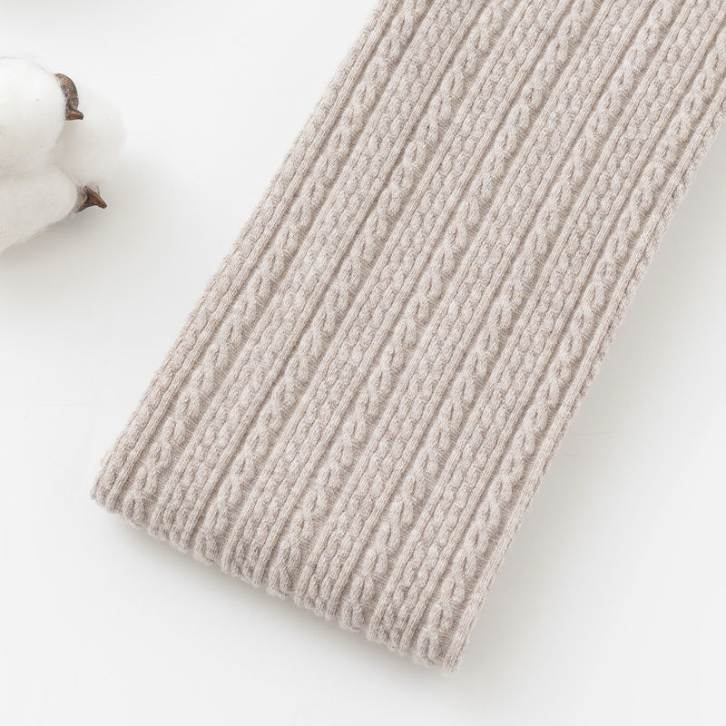 Schlankmachende Leggings aus gestricktem Leinen mit reinem Farbmuster
